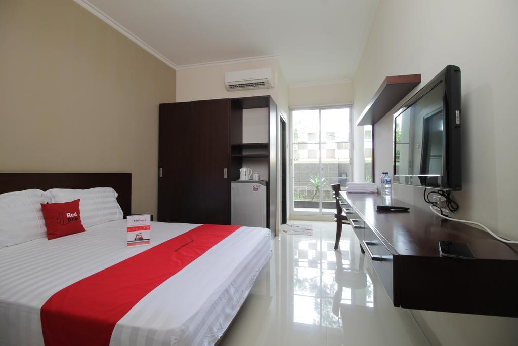 Reddoorz Plus Near Ambassador Mall Jakarta Exteriér fotografie