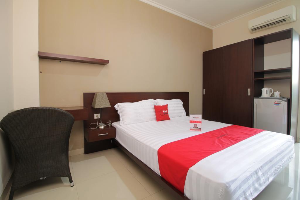 Reddoorz Plus Near Ambassador Mall Jakarta Exteriér fotografie