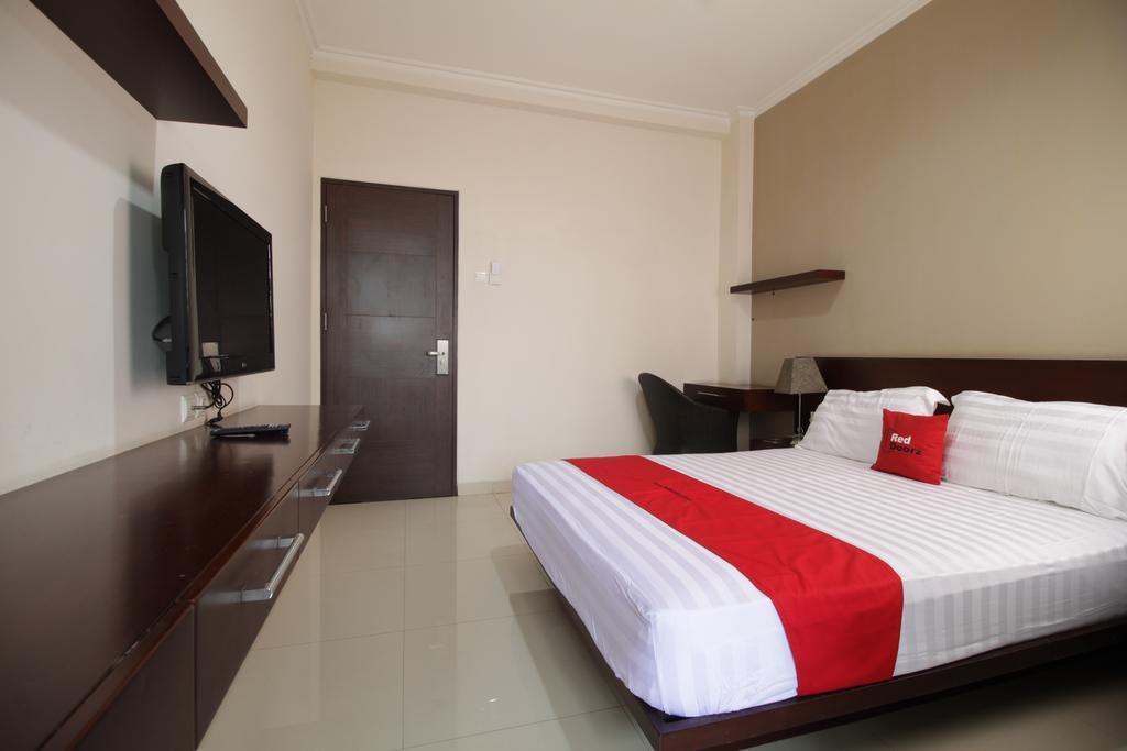 Reddoorz Plus Near Ambassador Mall Jakarta Exteriér fotografie